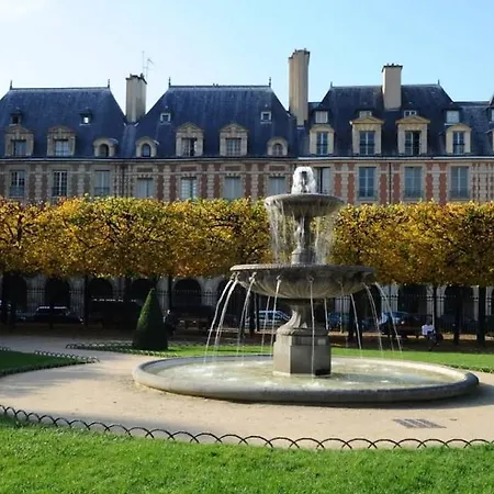 Apartment Lovely Le Marais Paris